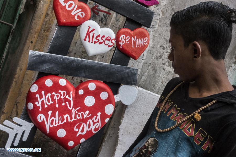 INDIA-KOLKATA-VALENTINE'S DAY-PREPARATIONS