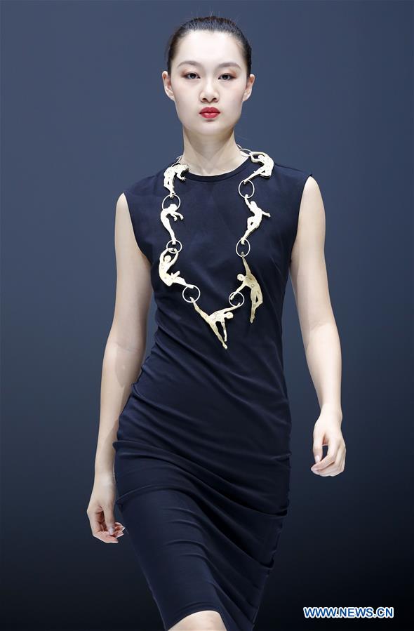 CHINA-BEIJING-GRADUATE FASHION WEEK (CN)