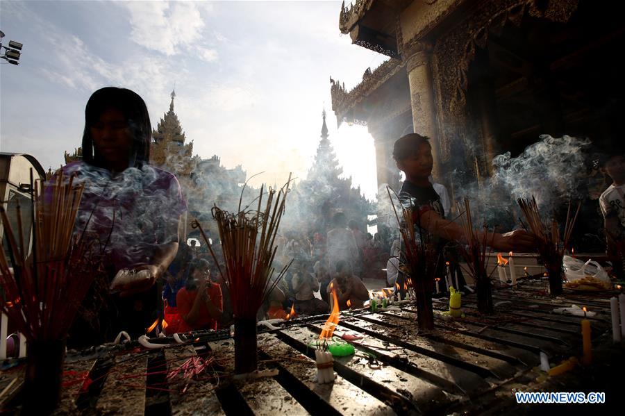 MYANMAR-YANGON-THADINGYUT FESTIVAL