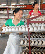 第三方支付格局趨變 拓展傳統行業