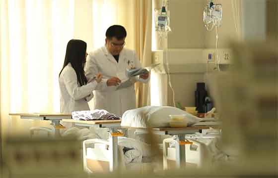 致敬偉大改革｜對話40年，講述身邊的健康故事（第五集）——小醫(yī)院不再門可羅雀，大醫(yī)院不再“戰(zhàn)時狀態(tài)”