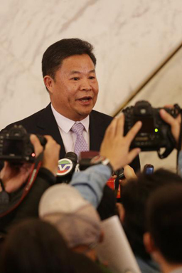 新聞，就是要搶！