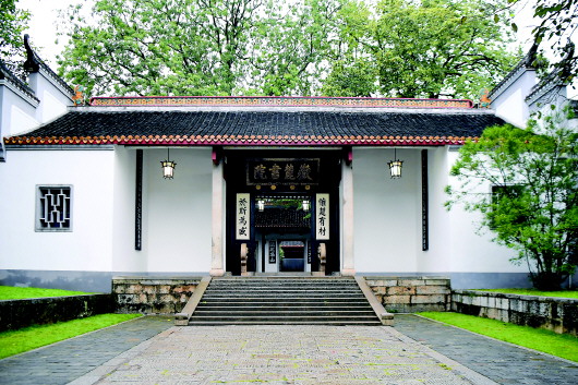 千年岳麓，弦歌不絕