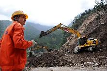 災區道路進入保通保暢階段