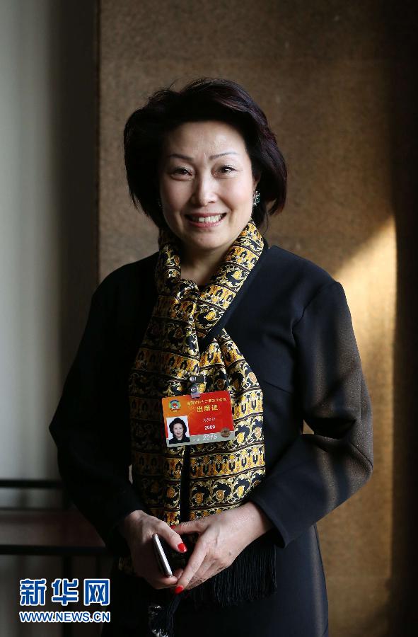 (兩會·快語錄)鄭翔玲:規(guī)范藥品價格 減輕患者負(fù)擔(dān)