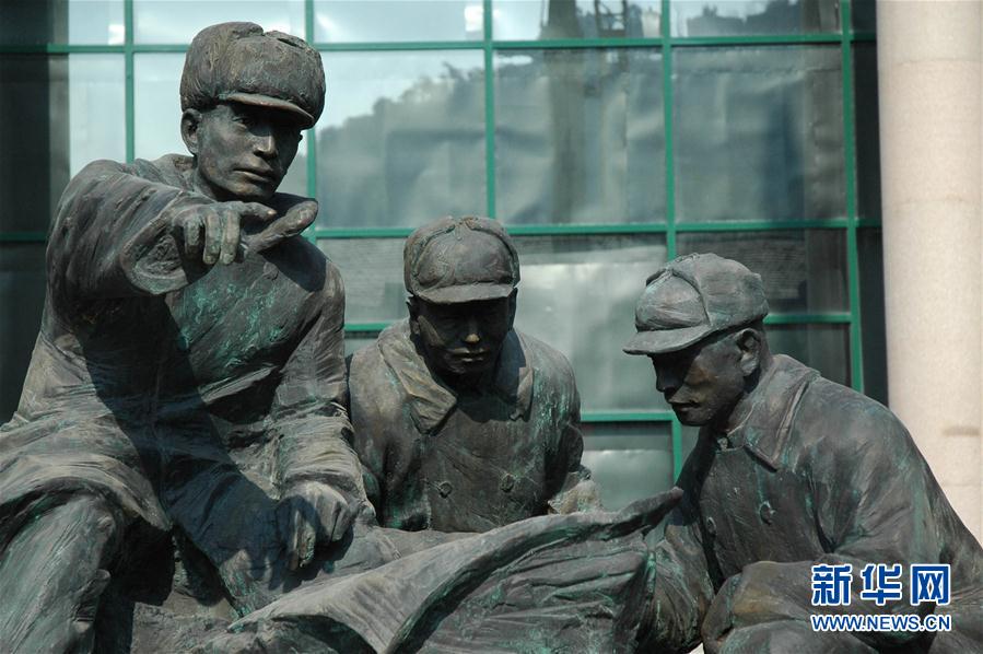 （建軍90周年·90個第一·圖文互動）第一次陸?？杖娐摵献鲬穑阂唤綅u戰役