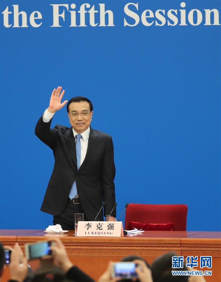（兩會(huì)·總理記者見(jiàn)面·XHDW）（15）李克強(qiáng)總理與中外記者見(jiàn)面