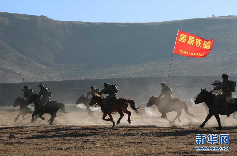 (新華全媒頭條·圖文互動)(14)備戰(zhàn)踏上新起點(diǎn),練兵展現(xiàn)新氣象——2018中國軍隊(duì)新年開訓(xùn)全景大掃描