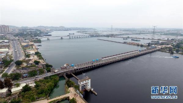 （圖文互動）（3）“白練”變“黑龍”，江河變“草原”－－粵東母親河為何污染20多年難治理？