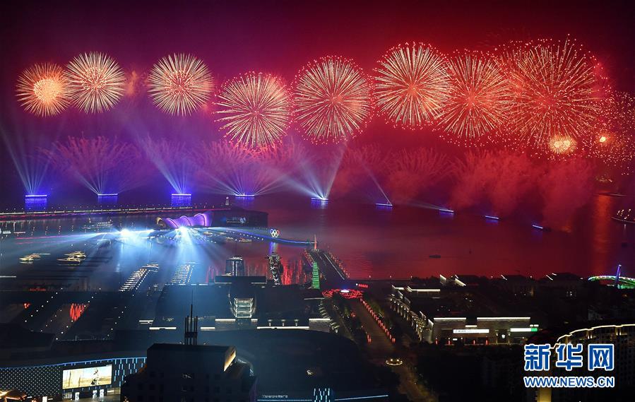 （新華全媒頭條·上合青島峰會·圖文互動）（5）攜手前進，開啟上合發展新征程 ——習近平主席主持上合組織青島峰會 并舉行系列活動紀實