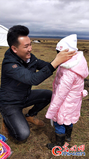 【脫貧攻堅在行動】打通致富路，牧民笑開顏——青海省澤庫縣“第一書記”張文杰扶貧故事