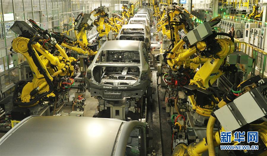 (新華全媒頭條·壯闊歷程40年系列述評(píng)·圖文互動(dòng))(7)風(fēng)雨砥礪 壯麗史詩——從改革開放40年看中國奇跡