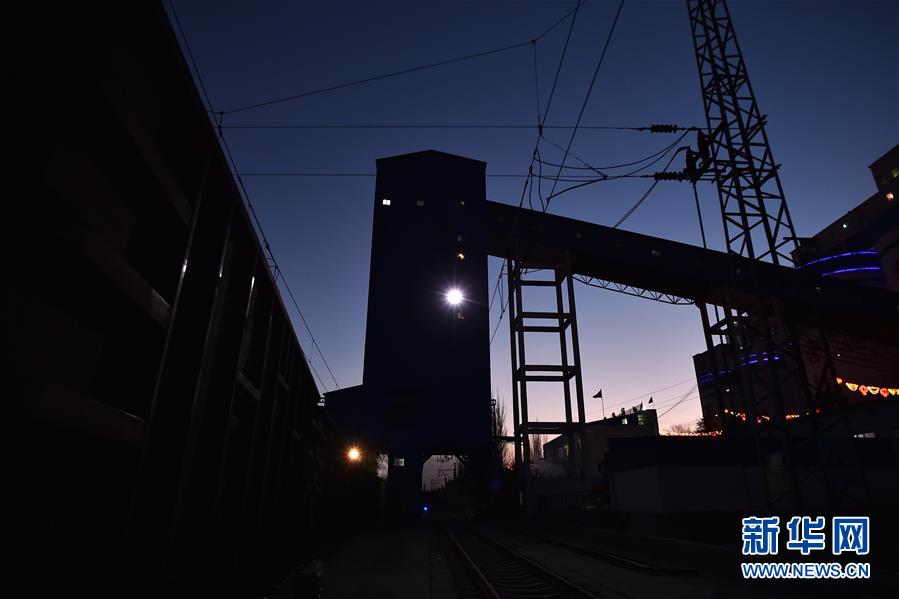 (新華全媒頭條·圖文互動)(12)“重載大秦”三十年