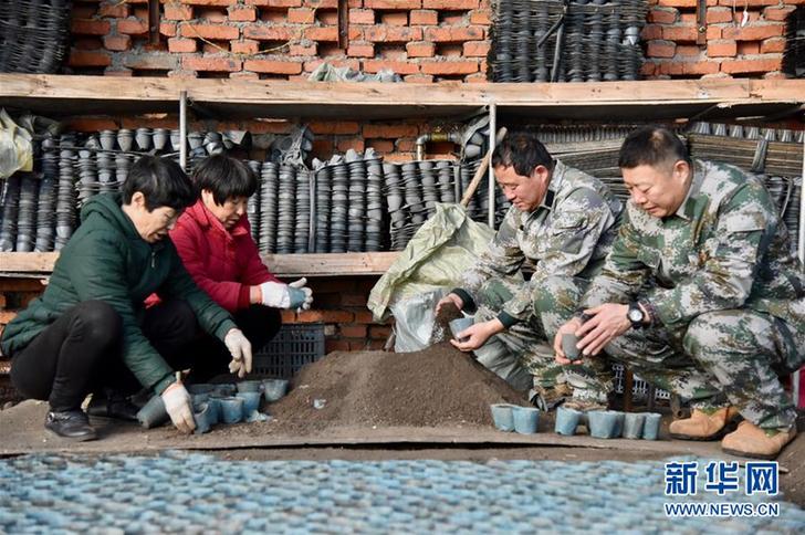 (走基層 聽民聲·圖文互動)(2)“扶貧,更扶村”——黑龍江扶貧一線蹲點觀察