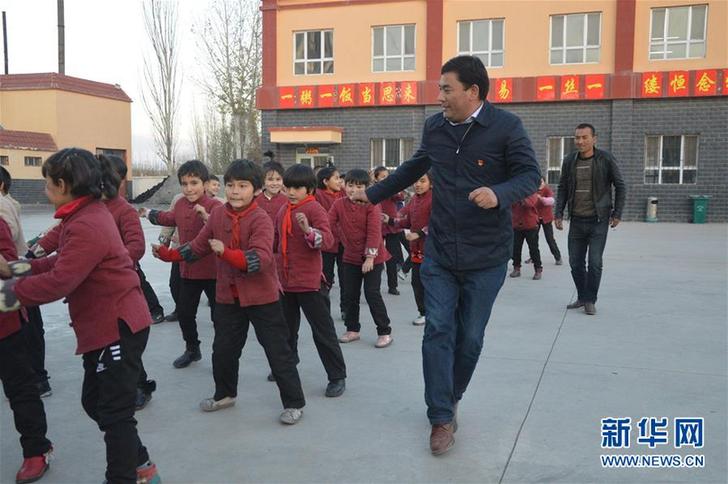 (改革先鋒風采·圖文互動)(2)庫爾班·尼亞孜:民族團結進步的踐行者