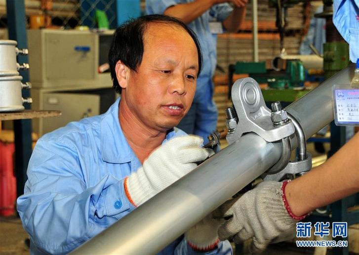 (改革先鋒風采·圖文互動)(2)巨曉林:創(chuàng)新永無止境