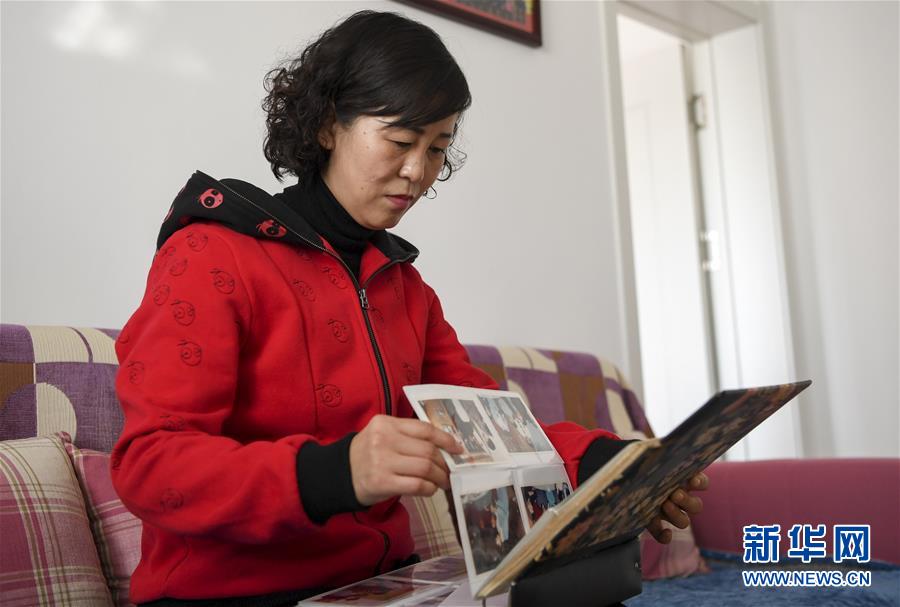 （新華全媒頭條·圖文互動）（6）“英雄之妻”，為愛堅守19年