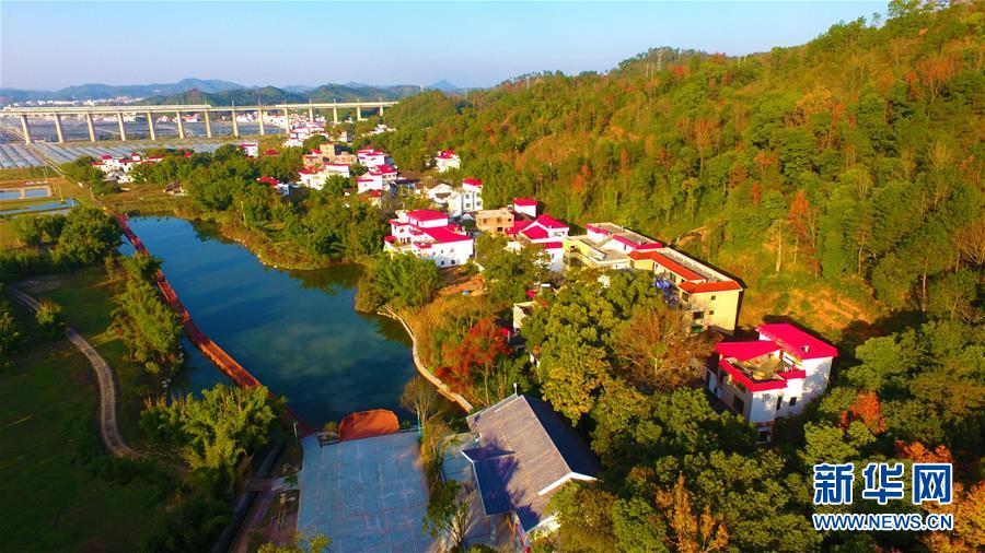 (兩會前夕看落實(shí)·圖文互動)(9)奮力脫貧攻堅 生態(tài)追“清”逐“綠”——江西落實(shí)習(xí)近平總書記全國兩會重要講話精神紀(jì)實(shí)