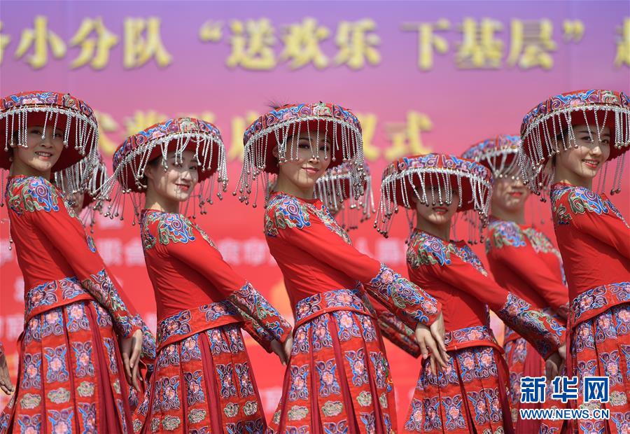 (新華全媒頭條·兩會(huì)精神看落實(shí)·圖文互動(dòng))(1)把握時(shí)代脈搏 聆聽時(shí)代聲音——落實(shí)全國兩會(huì)精神堅(jiān)定文化自信述評