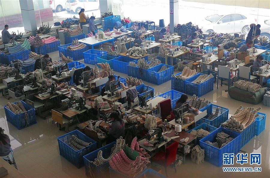 （脫貧攻堅·圖文互動）（4）抓心勁兒，增后勁兒——內蒙古產業扶貧見聞