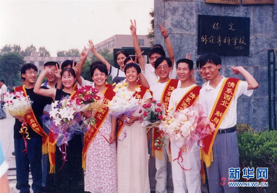 (新華全媒頭條·圖文互動)(1)大漠小城的別樣青春——記內地青年學子扎根新疆且末教書育人