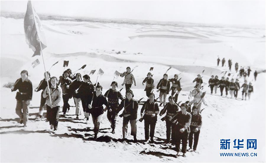 (壯麗70年·奮斗新時(shí)代·圖文互動)(1)毛烏素治理:眾志縛流沙 塞外展新顏