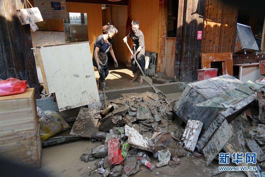 (關(guān)注“利奇馬”·圖文互動(dòng))(4)古城洪災(zāi) 八方馳援——洪水災(zāi)害下的浙江臨海現(xiàn)場(chǎng)目擊