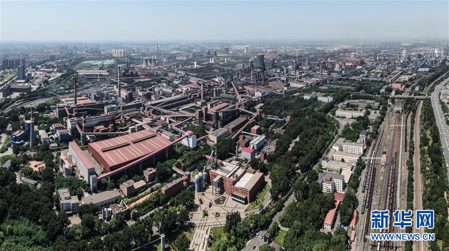 (壯麗70年·奮斗新時(shí)代——共和國發(fā)展成就巡禮·圖文互動(dòng))(3)共和國“工業(yè)長子”遼寧:遼海潮涌逐浪高