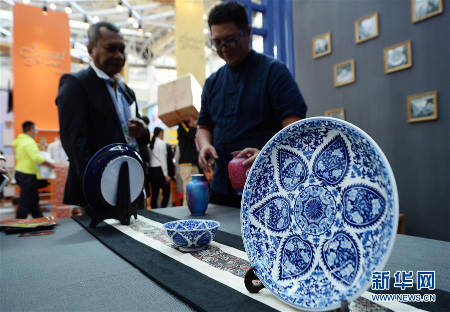 (新華全媒頭條·圖文互動(dòng))(15)舟舶繼路辟新天 商使交屬煥新顏——寫在第四屆中阿博覽會(huì)開幕之際