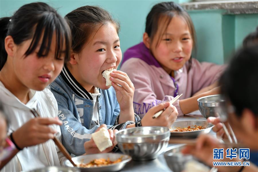 (“中國之度”系列述評·圖文互動)(3)中國溫度——新中國成立70周年成就述評之六