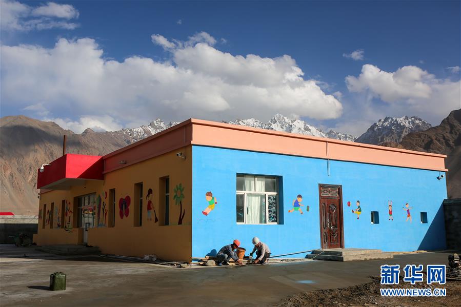 （決戰決勝脫貧攻堅·圖文互動）（6）“云端上的縣城”脫貧記