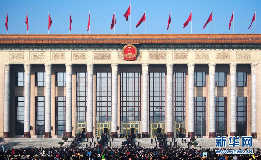 (新華全媒頭條·圖文互動(dòng))(3)在民主法治的道路上砥礪奮進(jìn)——寫在全國(guó)人民代表大會(huì)成立65周年之際