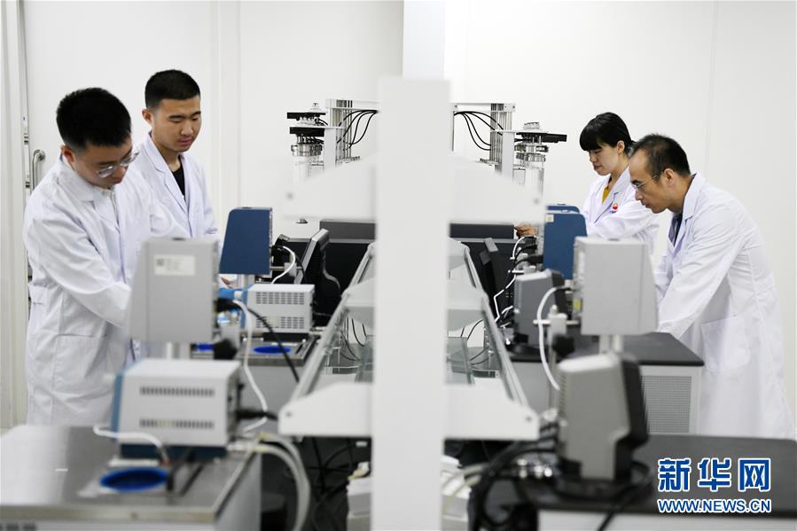 (圖文互動)(8)當好標桿旗幟 建設百年油田——寫在大慶油田發現60周年之際