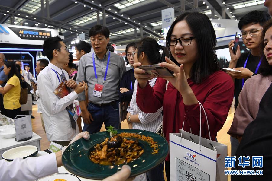 (新華全媒頭條·圖文互動)(9)觸摸跳動的創新脈搏——從高交會看經濟發展新動能