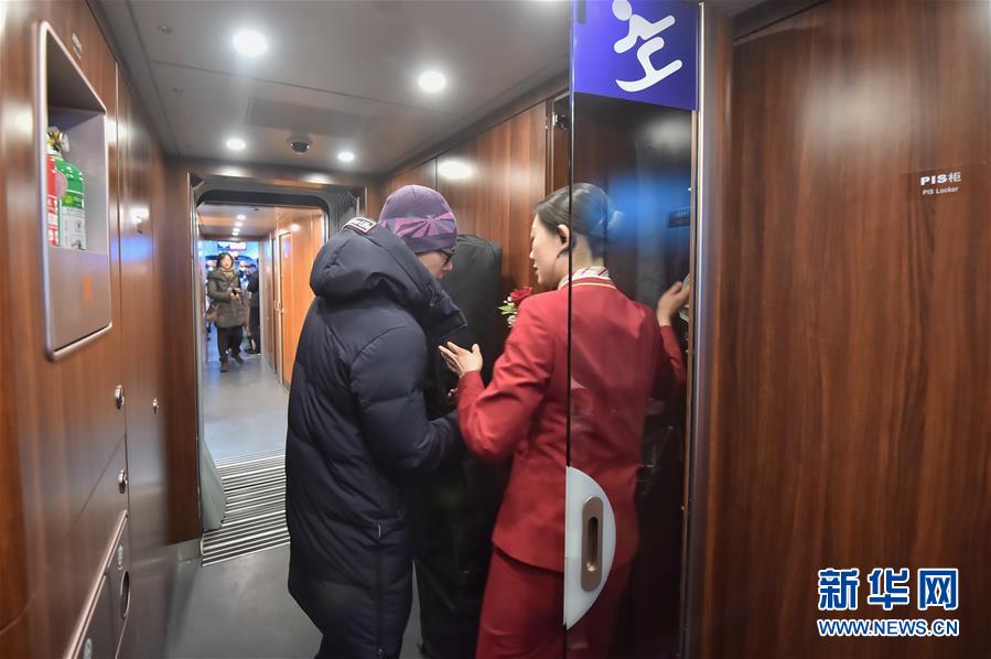 （新華全媒頭條·圖文互動(dòng)）（7）百年跨越，逐夢(mèng)京張——寫在京張高鐵開通暨中國(guó)高鐵突破3.5萬(wàn)公里之際