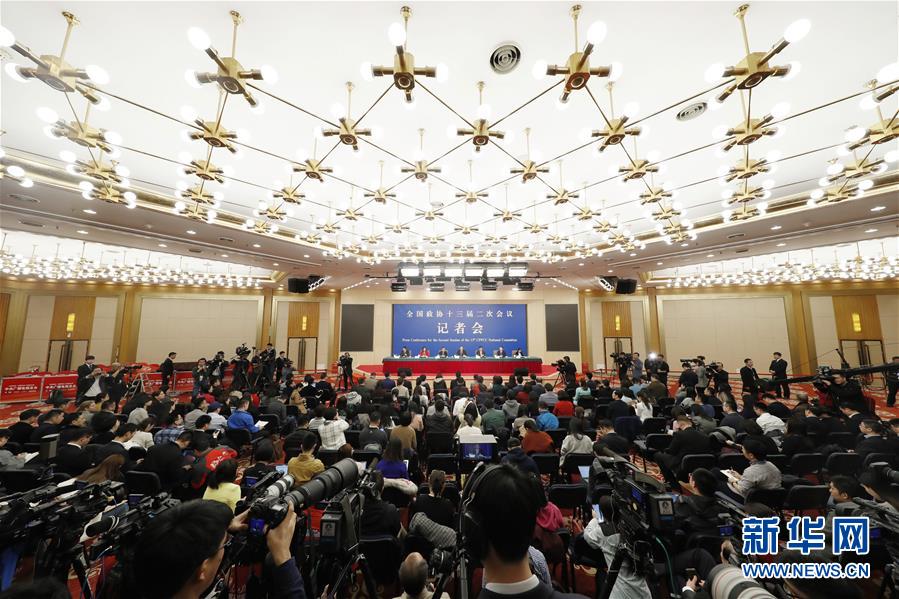 （兩會·XHDW）（9）政協委員談優化營商環境、促進民營經濟高質量發展