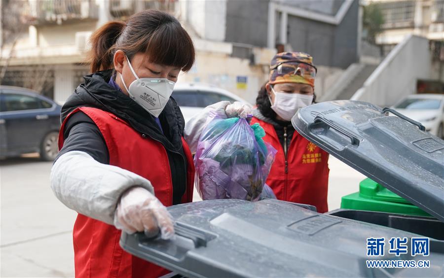 (新華全媒頭條)(3)非常“10+1”——武漢春節假期延長第一天掃描