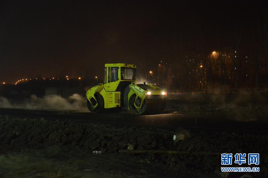 (聚焦疫情防控·圖文互動)(2)斗嚴寒、戰風雪:一線“交通衛士”抗疫群像