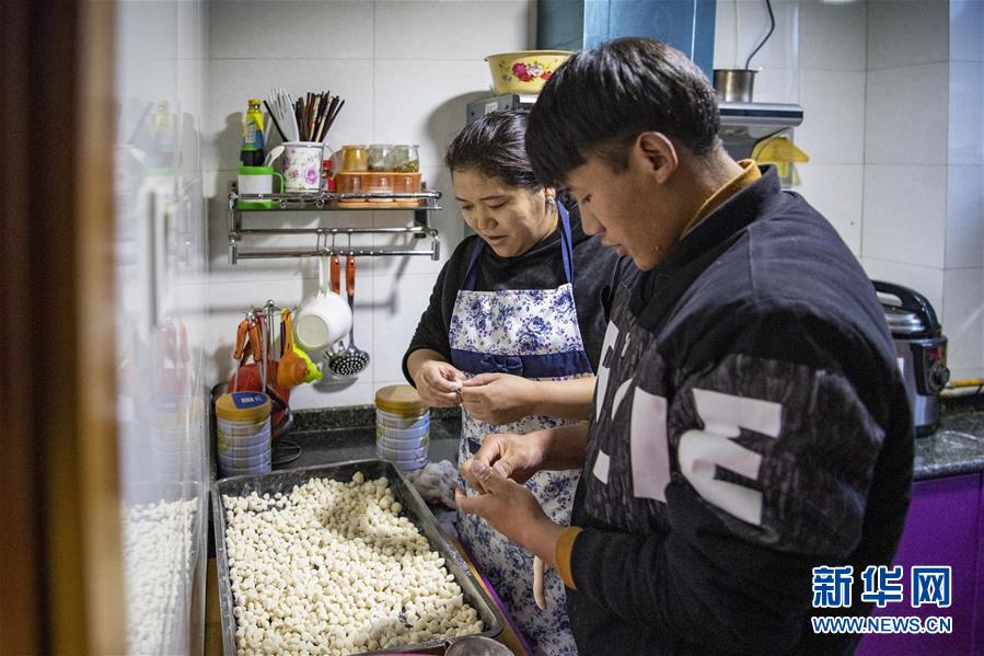 (圖文互動(dòng))(6)新春的期盼 別樣的藏歷年——西藏各族群眾迎接藏歷年見聞