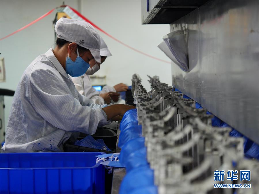 （聚焦疫情防控·圖文互動）（4）一家醫療企業的口罩戰“疫”