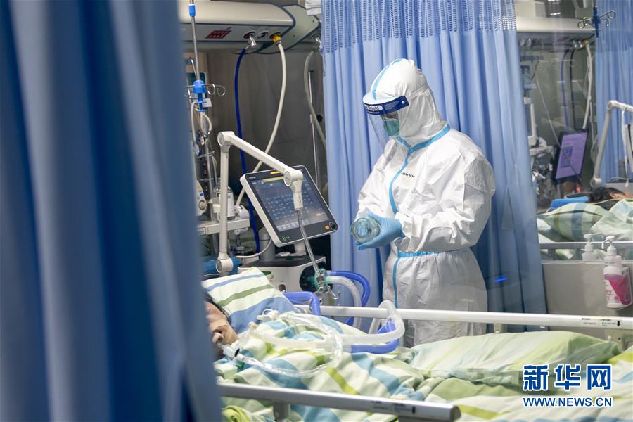 (新華全媒頭條·圖文互動(dòng))(2)守護(hù)天使 同心戰(zhàn)“疫”——各地多措并舉關(guān)愛一線醫(yī)務(wù)人員掃描