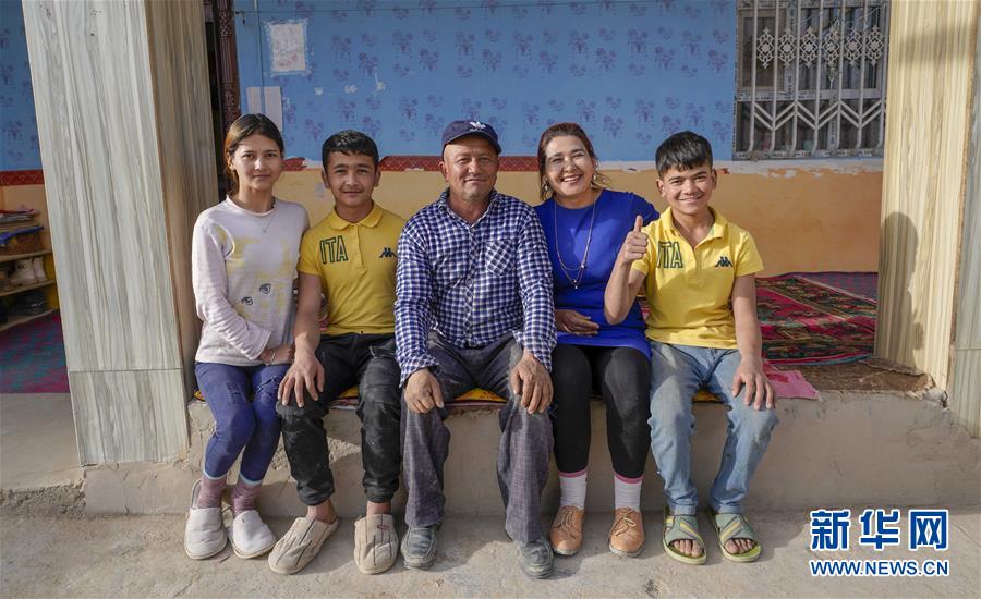 (決戰決勝脫貧攻堅·圖文互動)(13)決戰昆侖——新疆聚焦10個未摘帽縣展開深度貧困攻堅戰