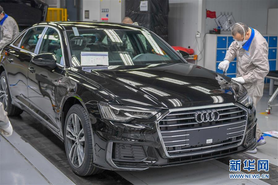 (經濟)(1)疫情影響中國經濟一季度同比下降6.8% 3月份主要經濟指標降幅明顯收窄