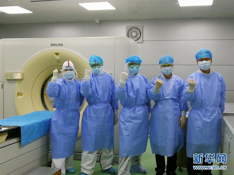 (一線抗疫群英譜·圖文互動)黃向煉:當好戰“疫”的眼睛