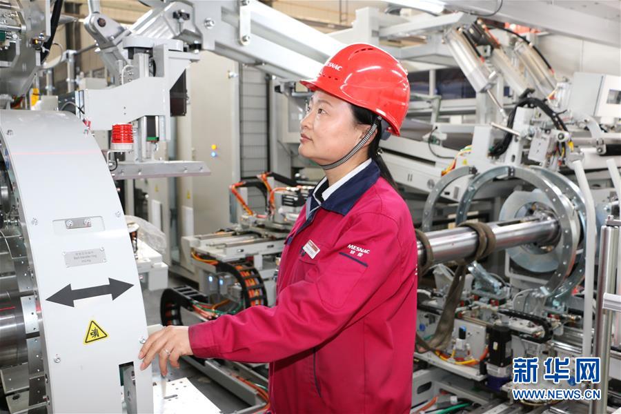 (新華全媒頭條·圖文互動)(4)這個春天,追尋奮斗者的腳步——寫在2020年“五一”國際勞動節(jié)到來之際