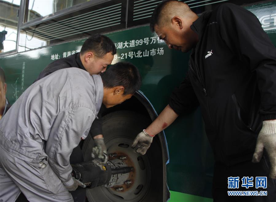 (圖文互動)讓失業者有“飯碗”——西寧支持重點人群就業落地見效