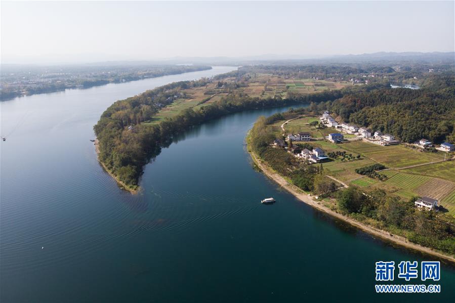 (圖文互動)(5)美了鄉(xiāng)村 富了山民——湖南崛起一批文旅特色小鎮(zhèn)