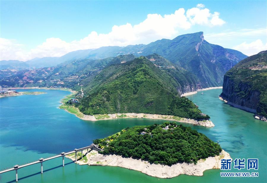 (新華全媒頭條·圖文互動)(13)待到滿山紅葉時——三峽重慶庫區(qū)踐行新發(fā)展理念面面觀