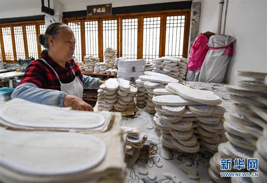 (新華全媒頭條·圖文互動)(7)沿著習近平總書記考察時的“非遺”足跡