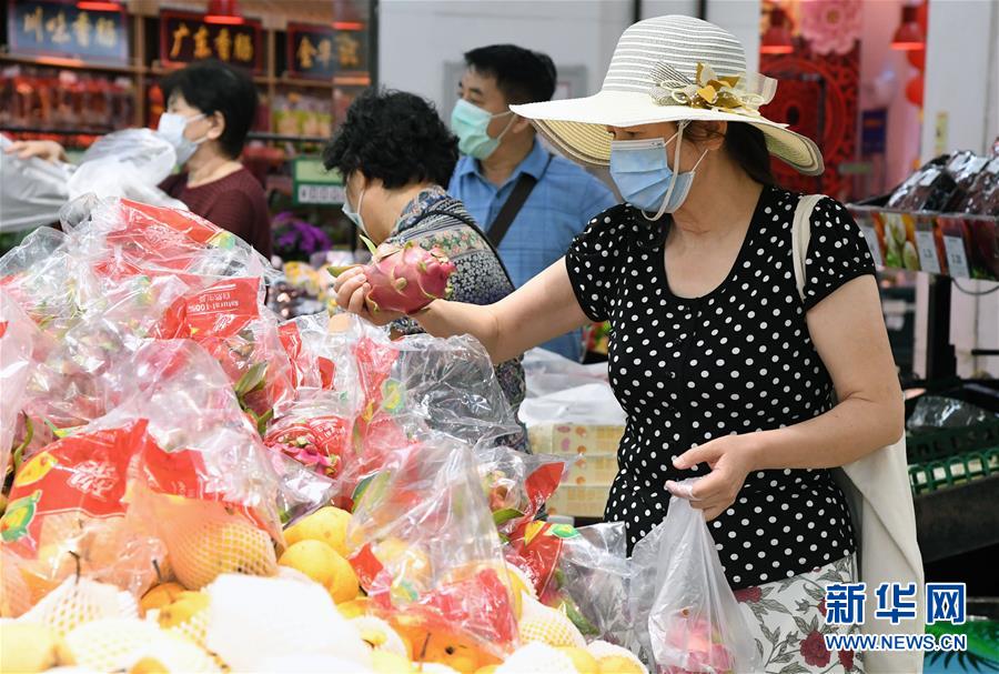 (新華全媒頭條·圖文互動(dòng))(12)分秒必爭(zhēng) 北京打響疫情防控“硬仗”